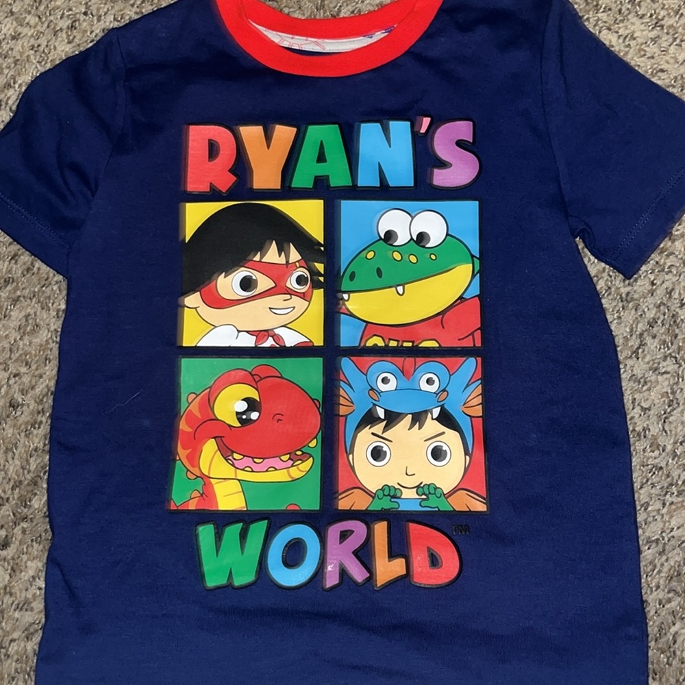 Ryan’s world 2 piece pajamas - Picture 2 of 3